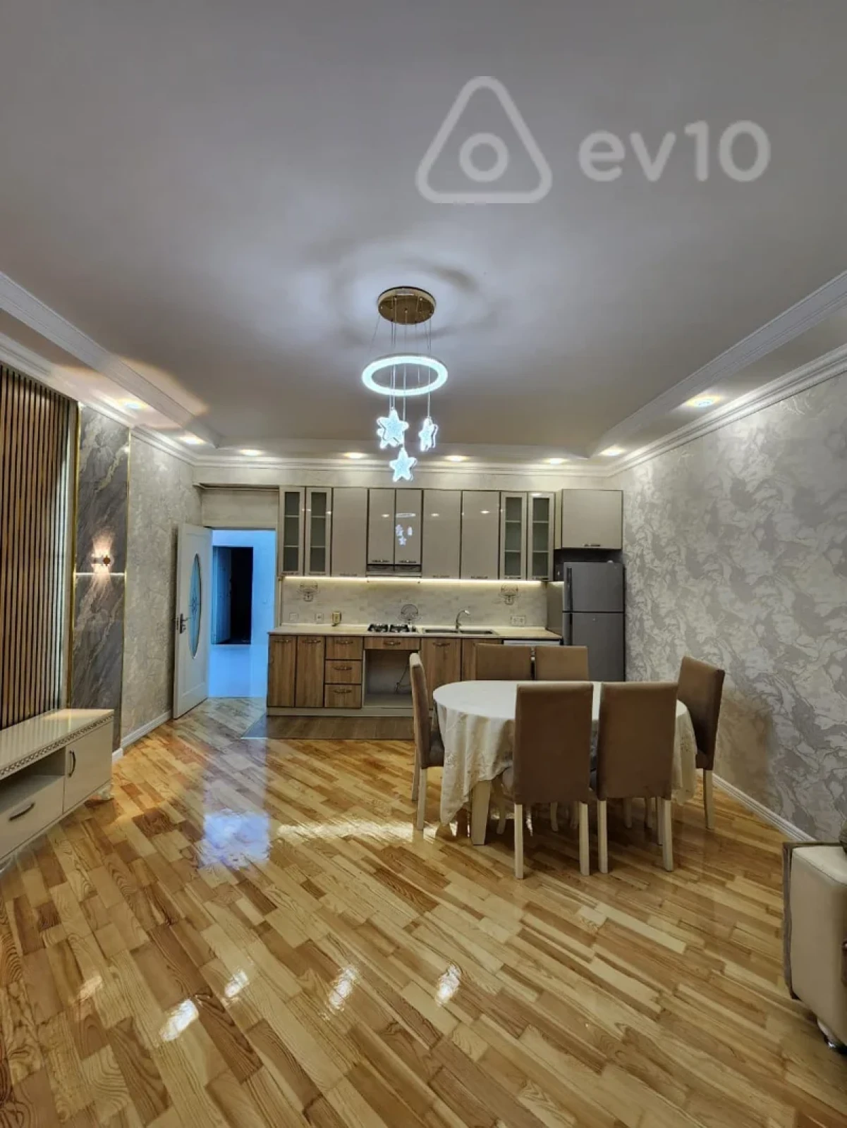 Satılır 2 otaqlı yeni tikili 64 m²