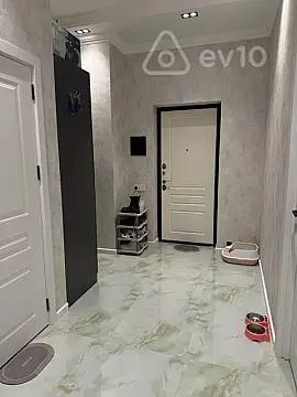 Kirayə verilir 2 otaqlı yeni tikili 65 m²