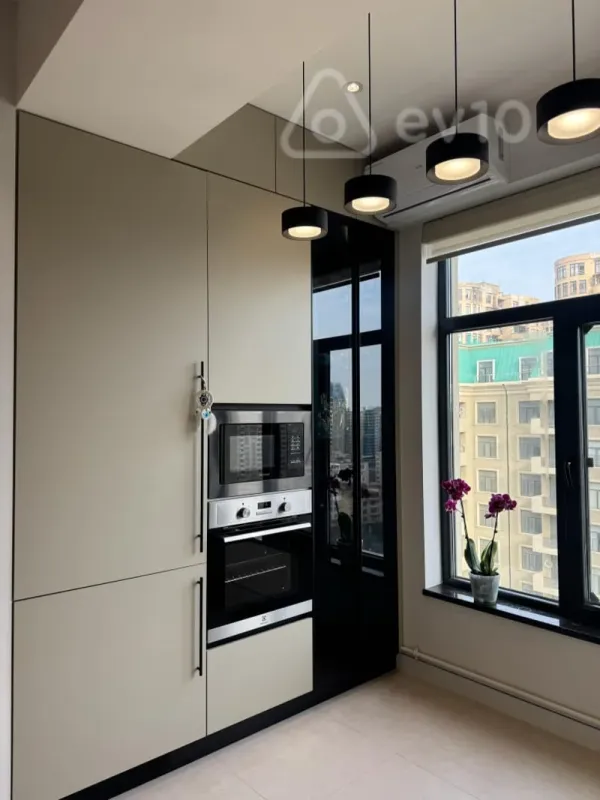 Kirayə verilir 2 otaqlı yeni tikili 80 m²