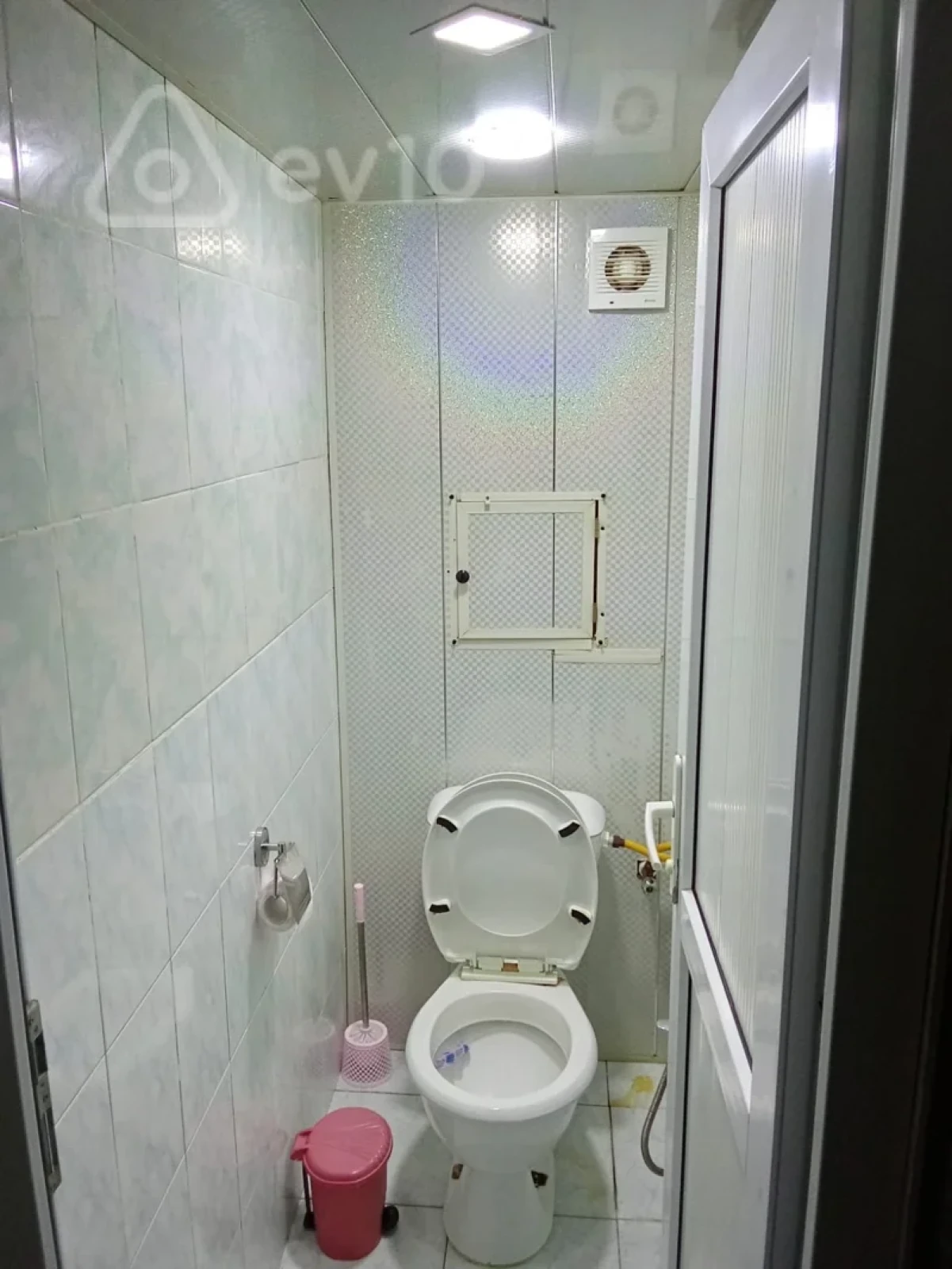 Satılır 4 otaqlı köhnə tikili 74 m²
