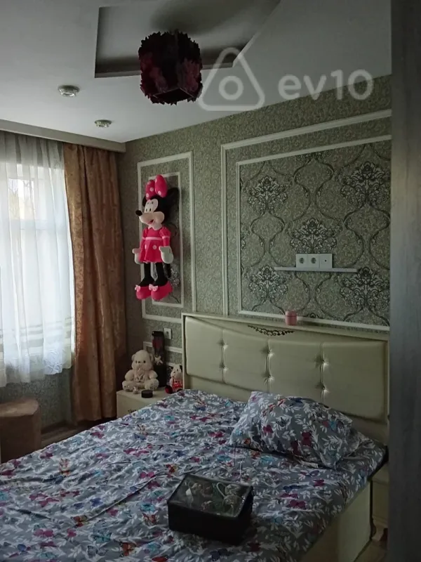Satılır 4 otaqlı köhnə tikili 74 m²