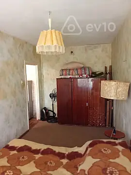 Satılır 4 otaqlı köhnə tikili 74 m²