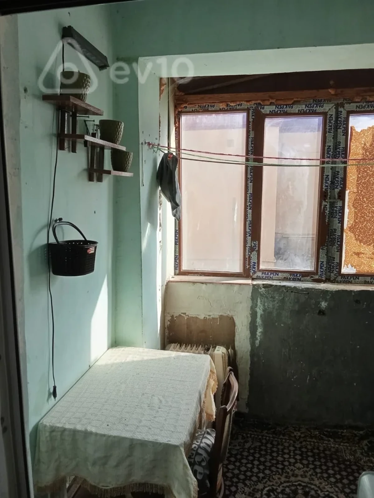 Satılır 4 otaqlı köhnə tikili 74 m²