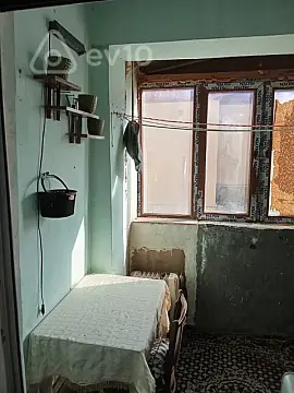 Satılır 4 otaqlı köhnə tikili 74 m²