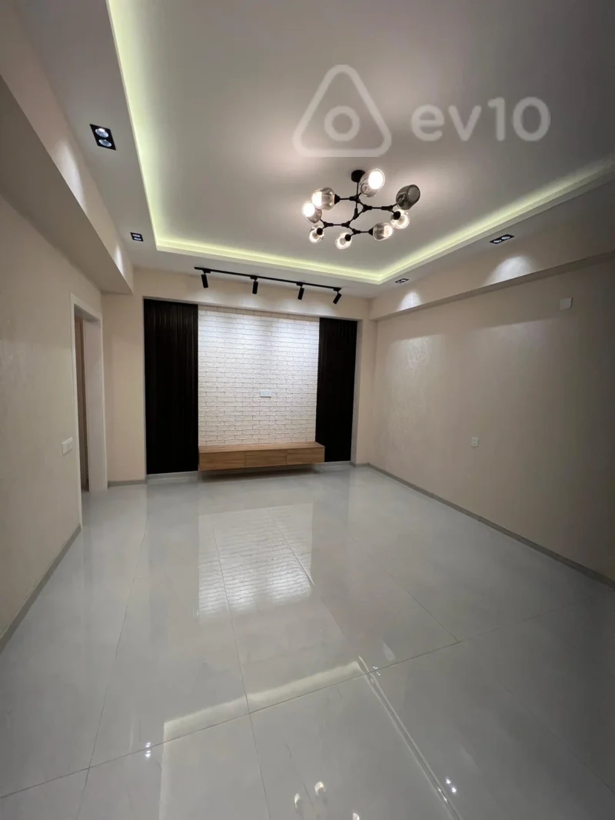 Satılır 2 otaqlı yeni tikili 52 m²
