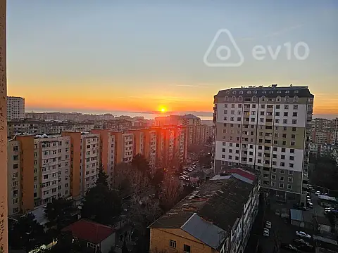 Satılır 2 otaqlı yeni tikili 82 m²