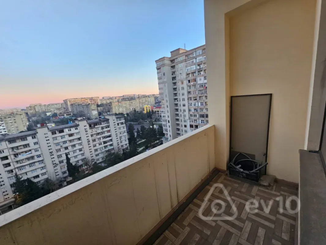 Satılır 2 otaqlı yeni tikili 82 m²