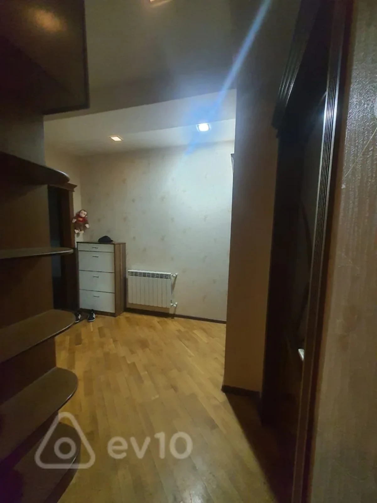 Kirayə verilir 3 otaqlı yeni tikili 110 m²