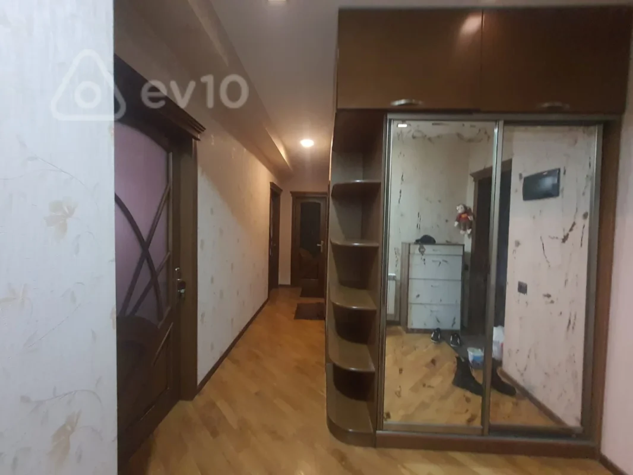 Kirayə verilir 3 otaqlı yeni tikili 110 m²