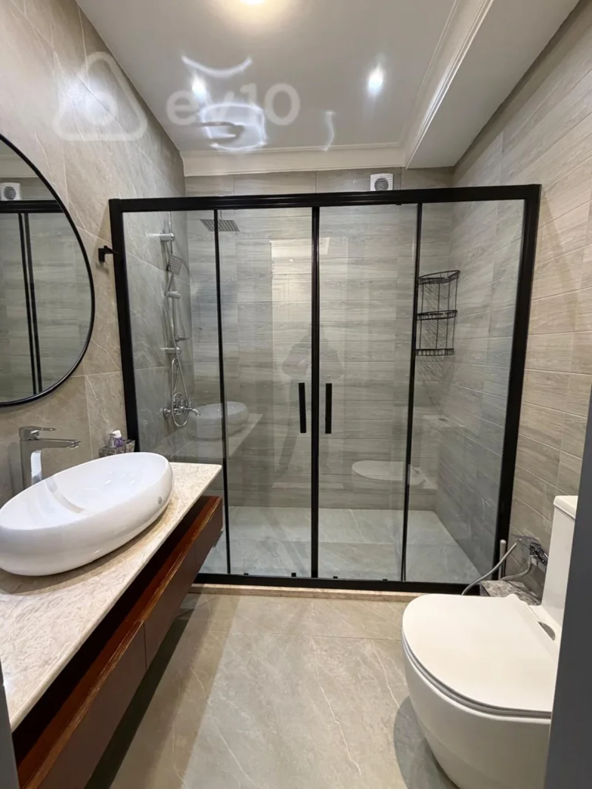 Kirayə verilir 3 otaqlı yeni tikili 150 m²