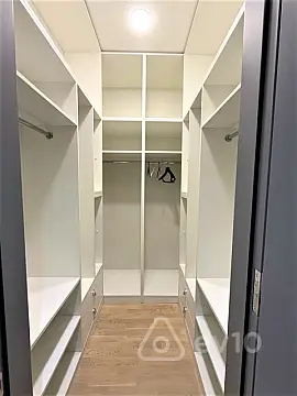 Kirayə verilir 3 otaqlı yeni tikili 150 m²