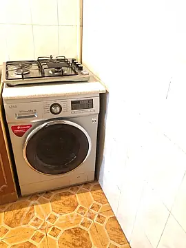 Kirayə verilir 2 otaqlı yeni tikili 70 m²