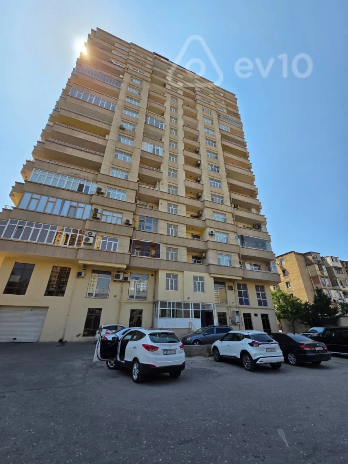Satılır 4 otaqlı yeni tikili 170 m²