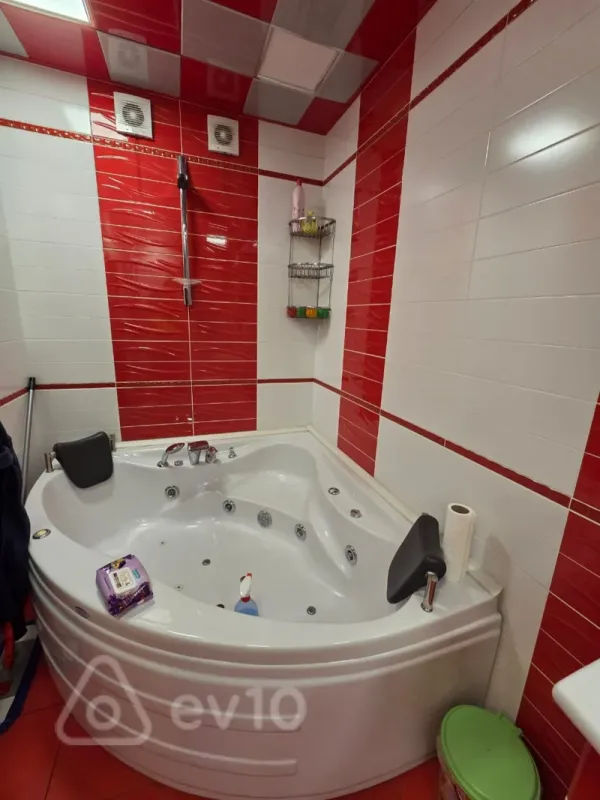 Satılır 4 otaqlı yeni tikili 170 m²