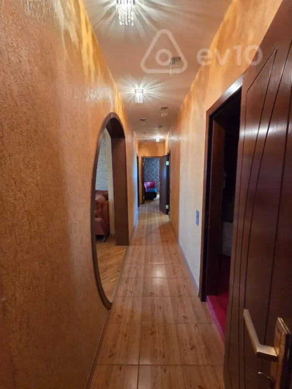 Satılır 4 otaqlı yeni tikili 170 m²