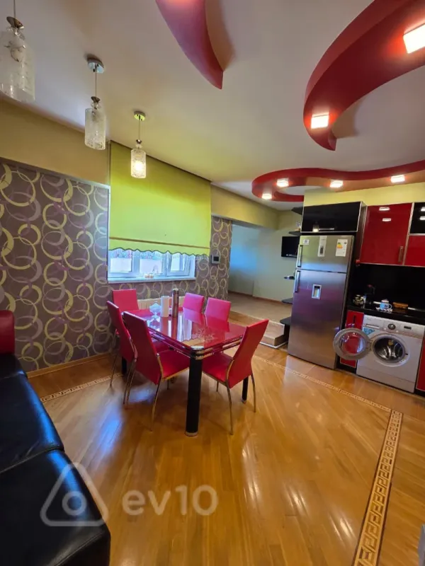 Satılır 4 otaqlı yeni tikili 170 m²