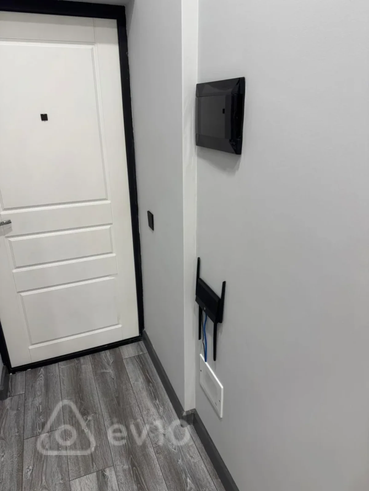 Kirayə verilir 2 otaqlı ofis 45 m²