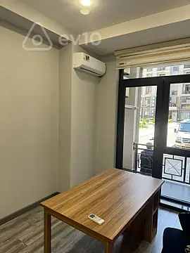 Kirayə verilir 2 otaqlı ofis 45 m²
