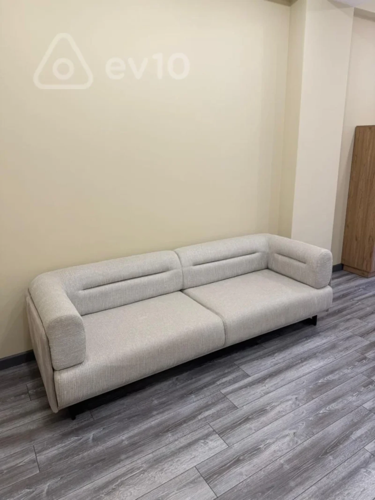Kirayə verilir 2 otaqlı ofis 45 m²