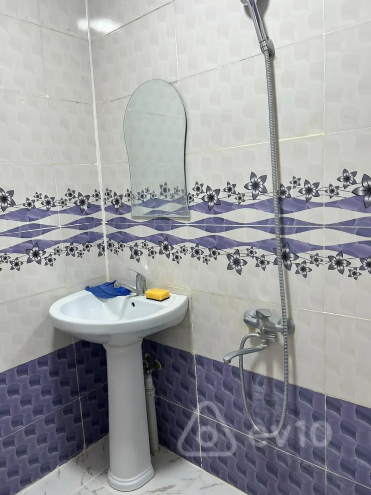 Satılır 2 otaqlı köhnə tikili 55 m²