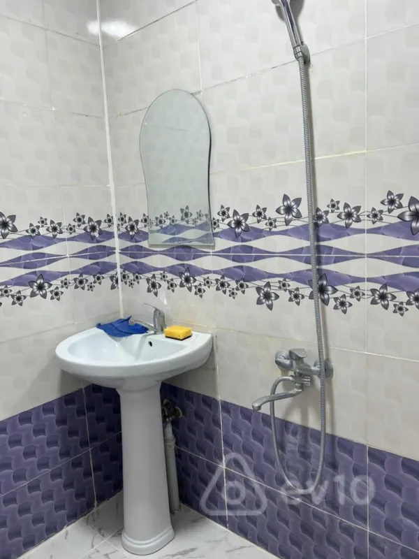 Satılır 2 otaqlı köhnə tikili 55 m²