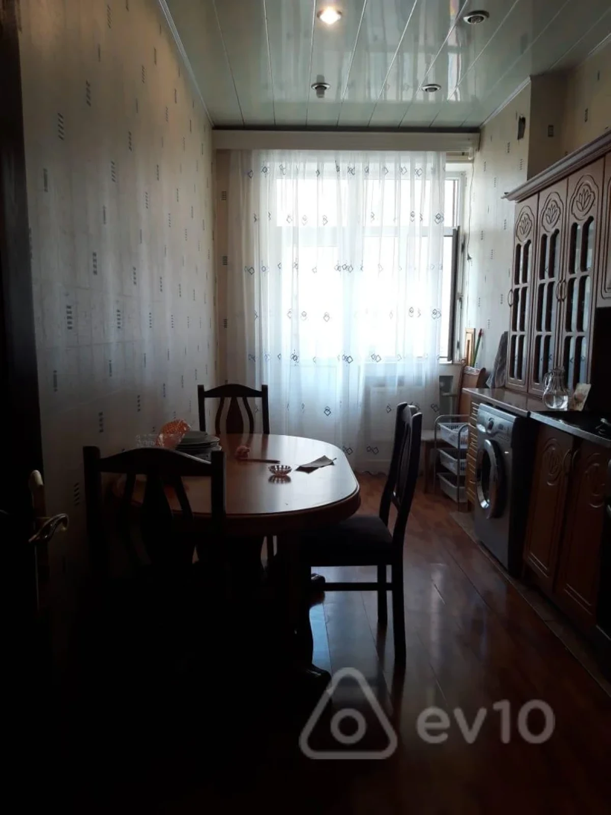 Satılır 2 otaqlı yeni tikili 77 m²