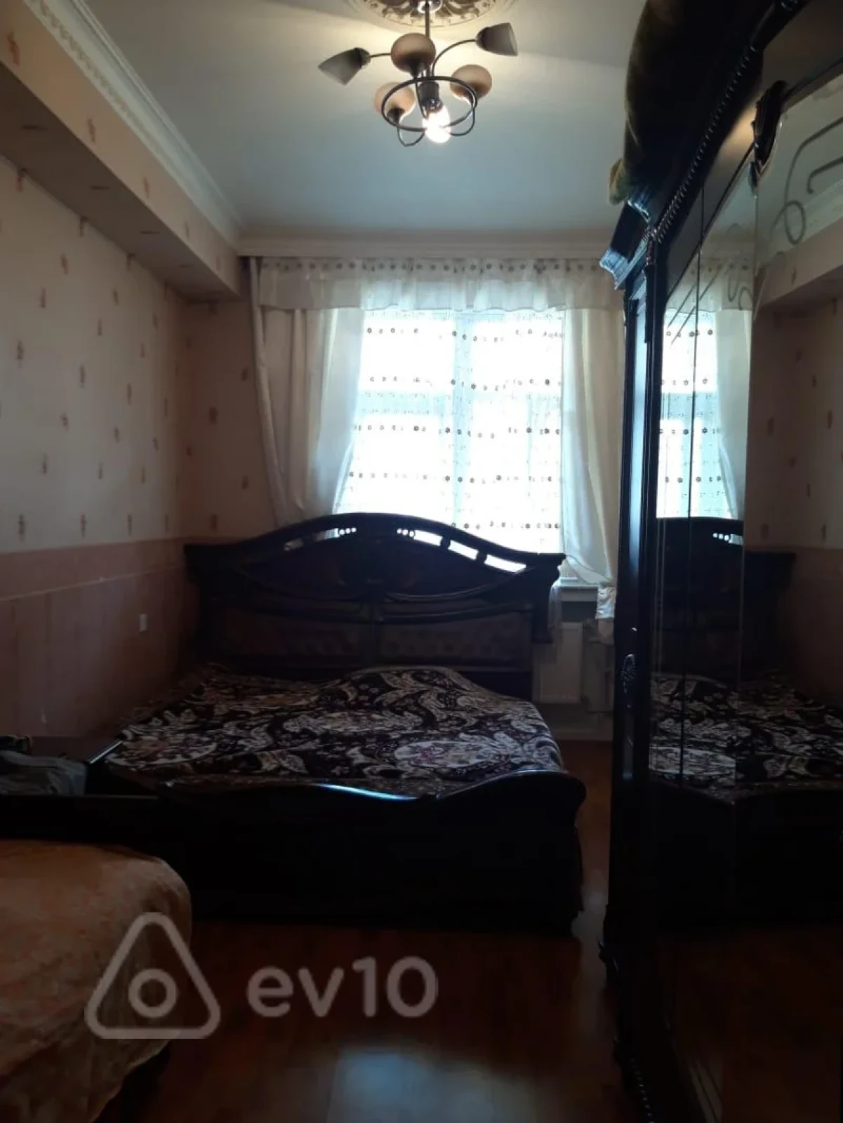 Satılır 2 otaqlı yeni tikili 77 m²