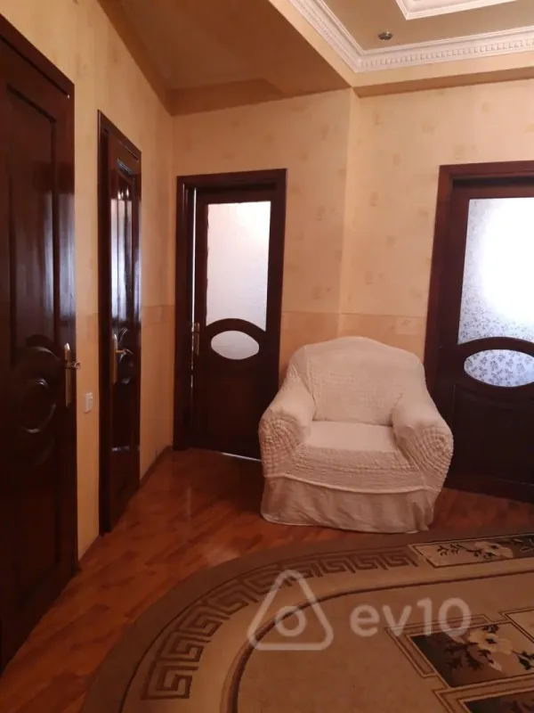 Satılır 2 otaqlı yeni tikili 77 m²