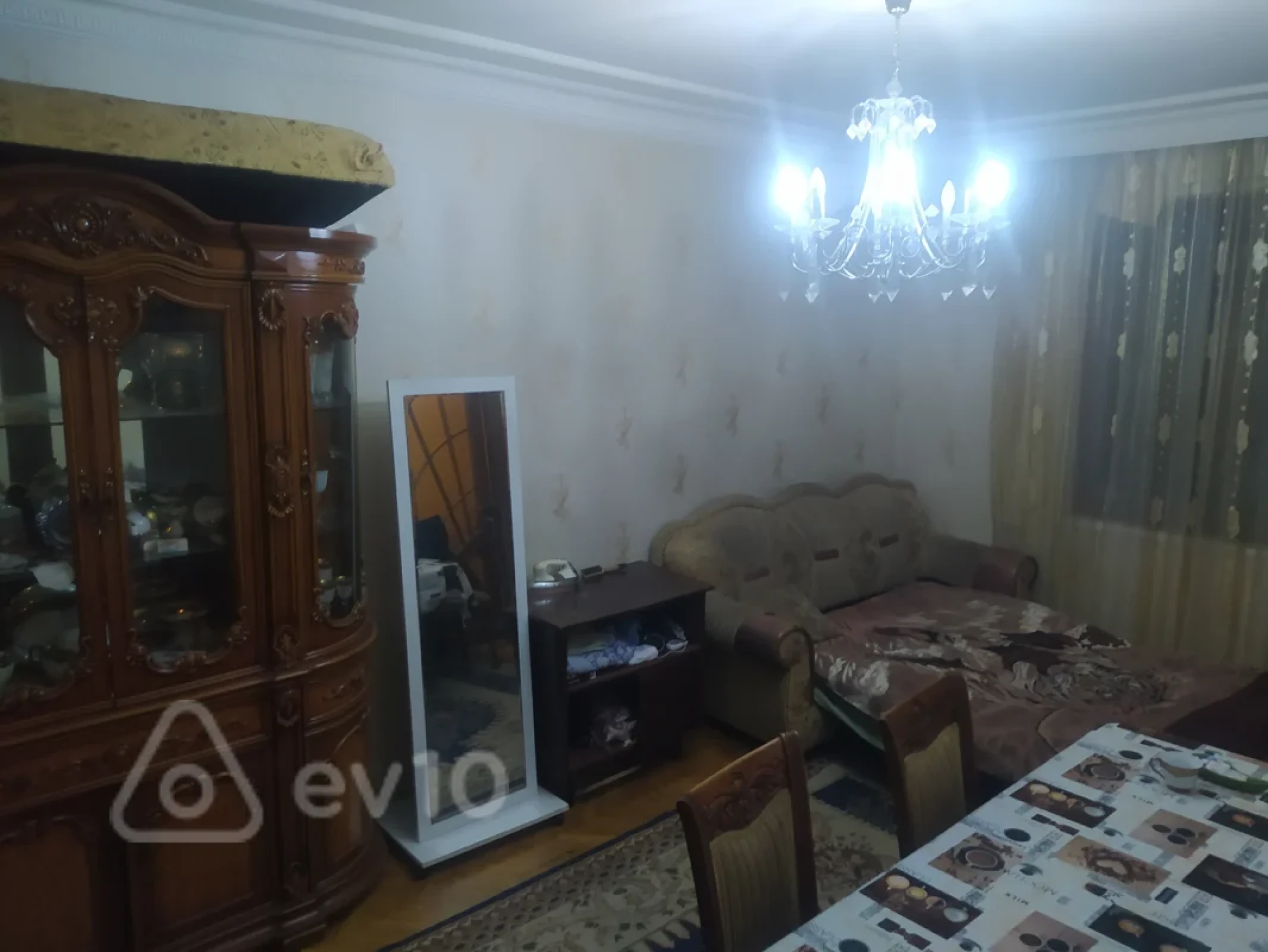 Kirayə verilir 3 otaqlı köhnə tikili 86 m²