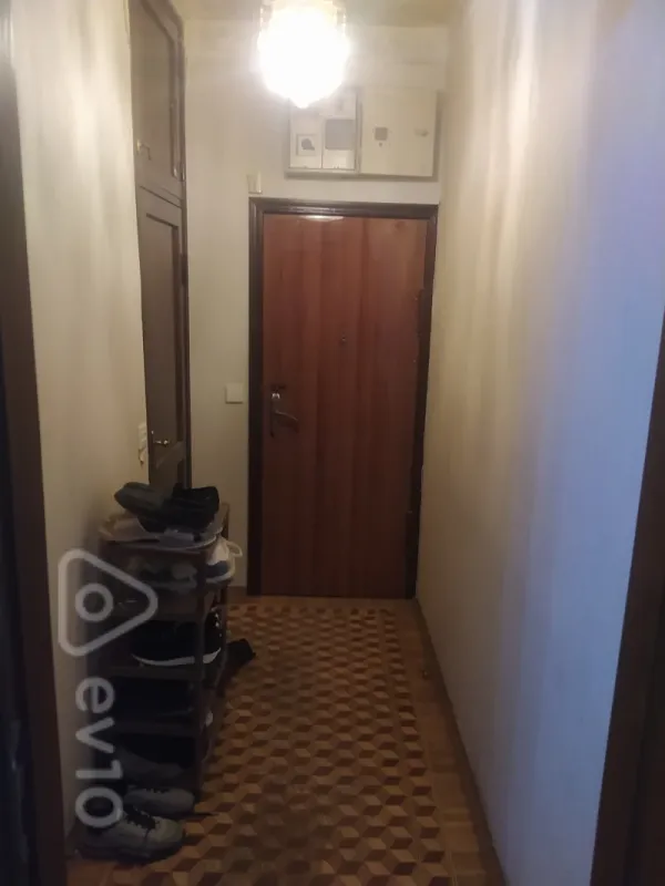 Kirayə verilir 3 otaqlı köhnə tikili 86 m²