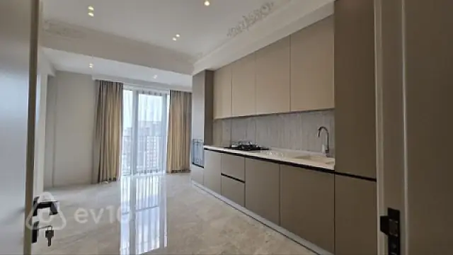 Satılır 3 otaqlı yeni tikili 127 m²
