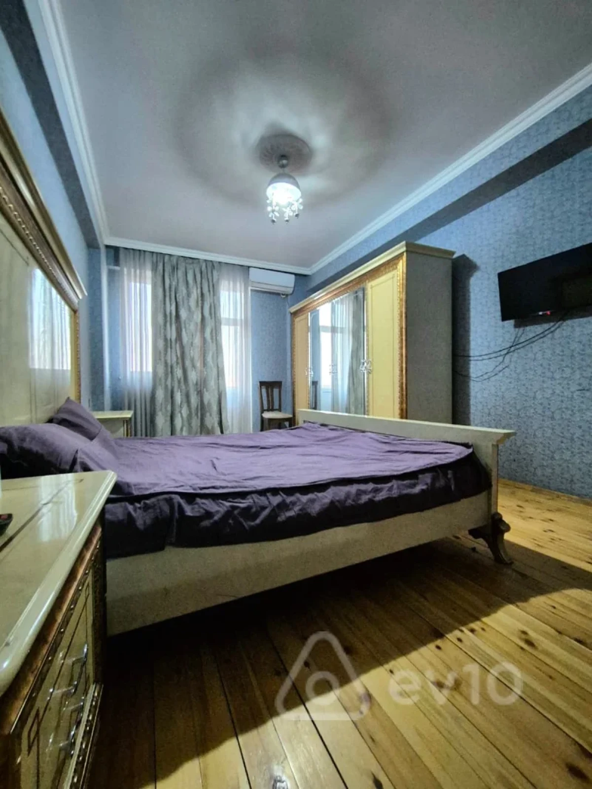 Satılır 2 otaqlı yeni tikili 94 m²