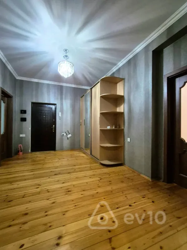 Satılır 2 otaqlı yeni tikili 94 m²