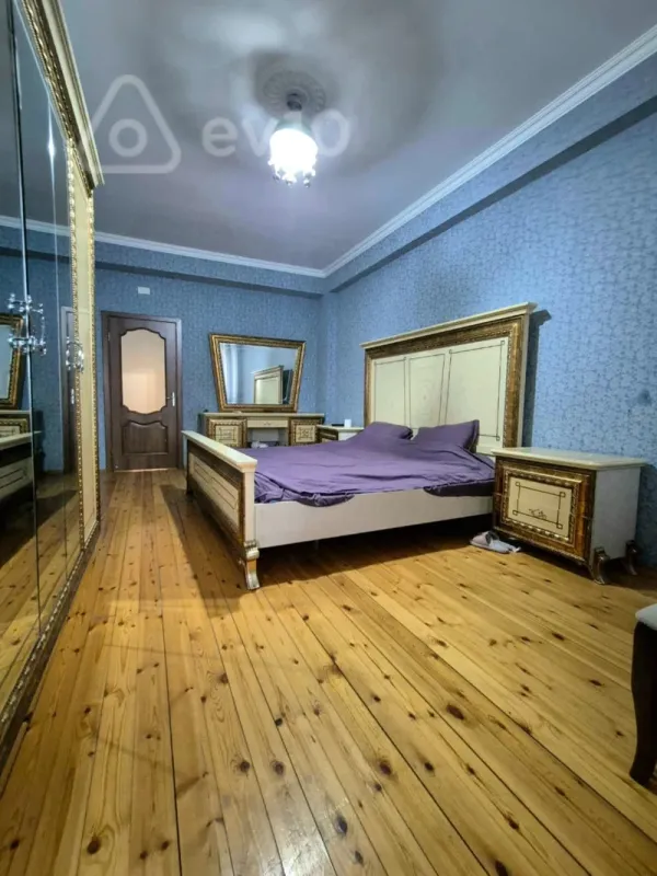 Satılır 2 otaqlı yeni tikili 94 m²