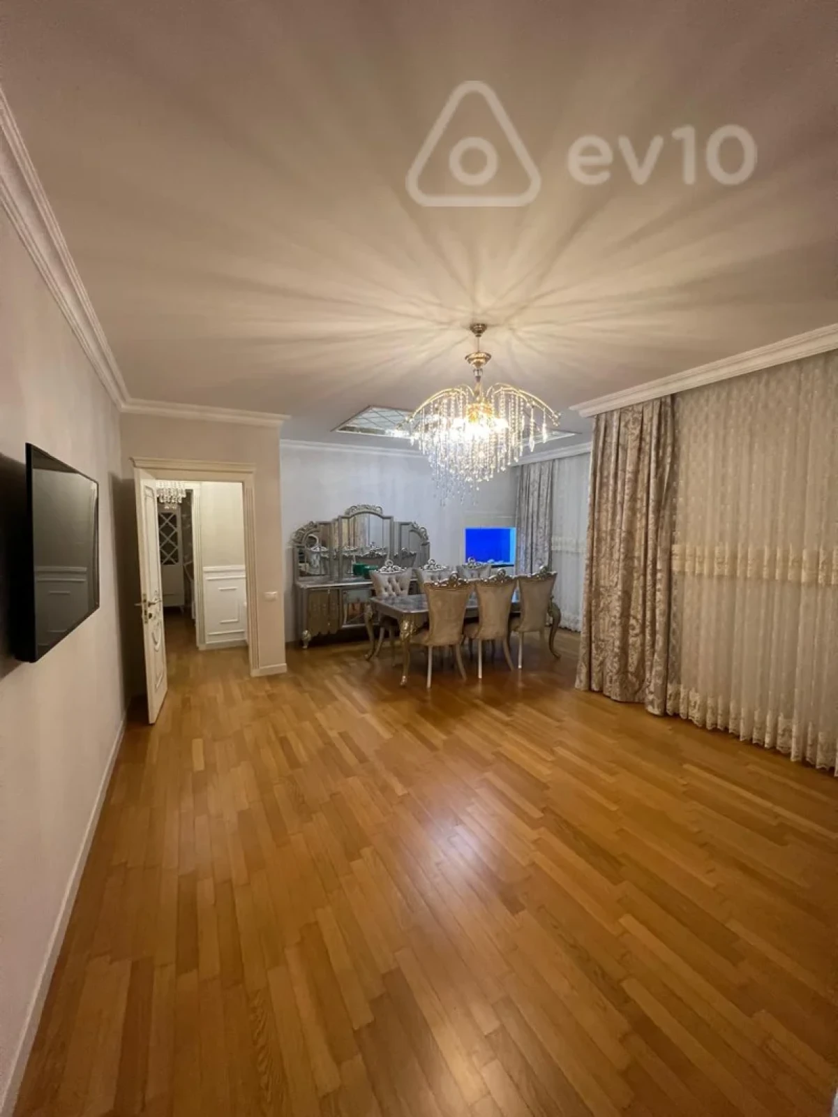 Satılır 3 otaqlı yeni tikili 142 m²