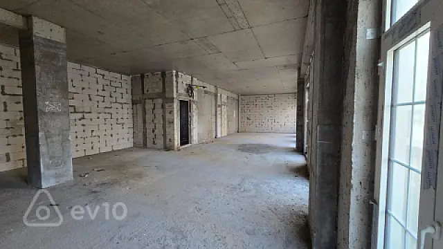 Satılır 3 otaqlı yeni tikili 145 m²