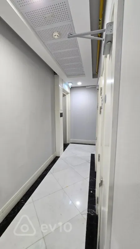 Satılır 3 otaqlı yeni tikili 145 m²