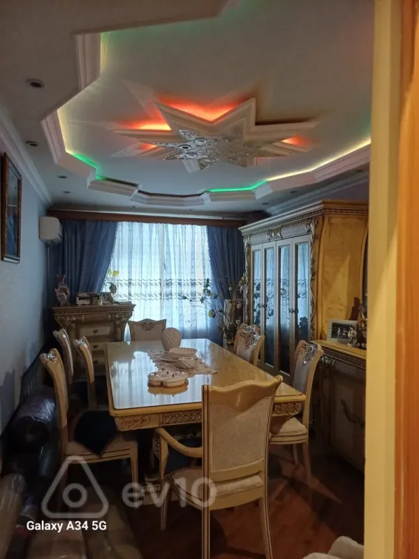 Satılır 5 otaqlı köhnə tikili 110 m²