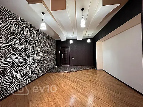 Kirayə verilir 3 otaqlı ofis 170 m²