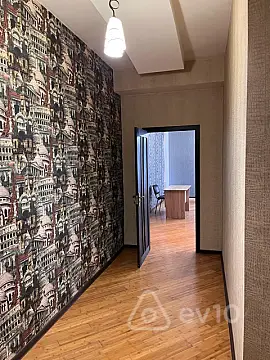 Kirayə verilir 3 otaqlı ofis 170 m²
