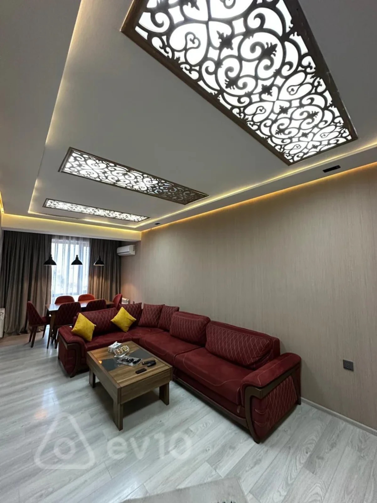 Satılır 3 otaqlı yeni tikili 65 m²