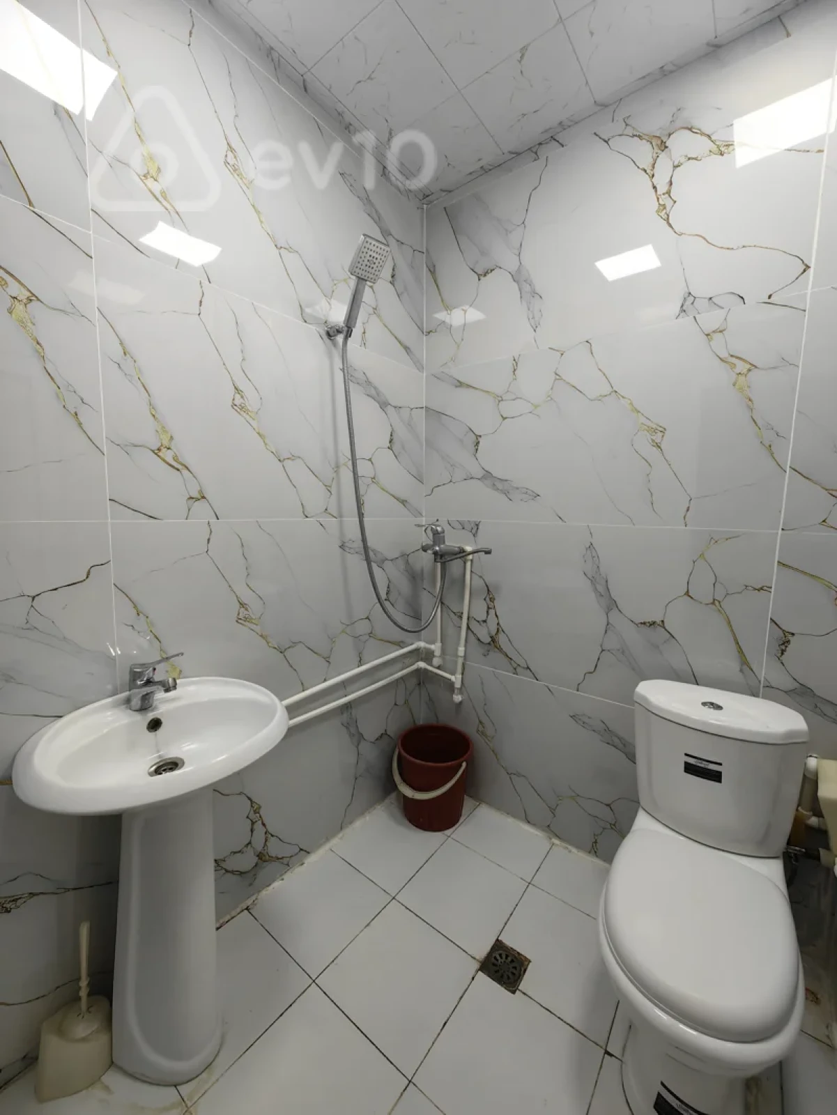Kirayə verilir 1 otaqlı köhnə tikili 32 m²