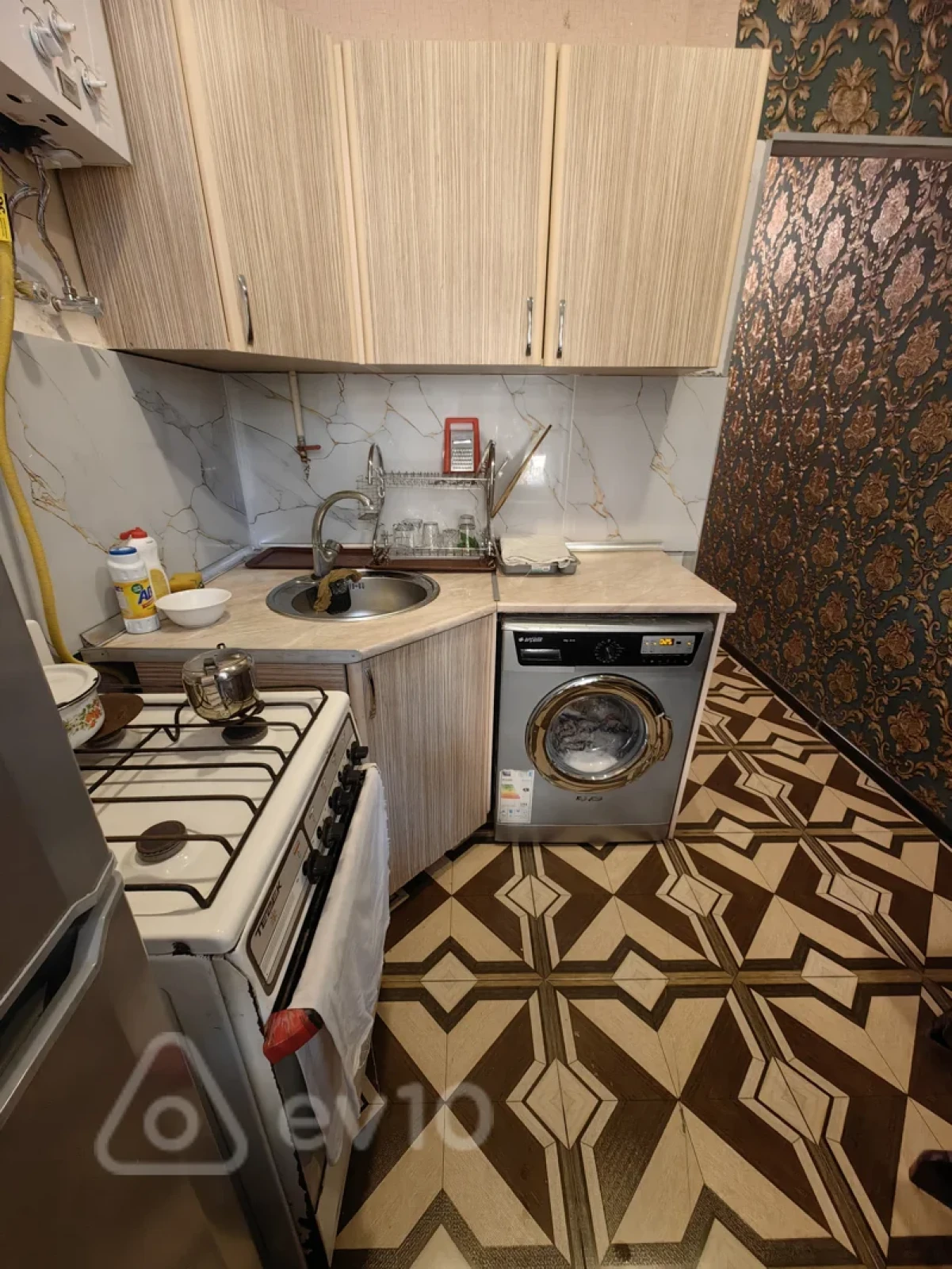 Kirayə verilir 1 otaqlı köhnə tikili 32 m²