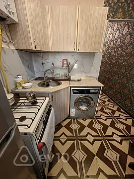 Kirayə verilir 1 otaqlı köhnə tikili 32 m²