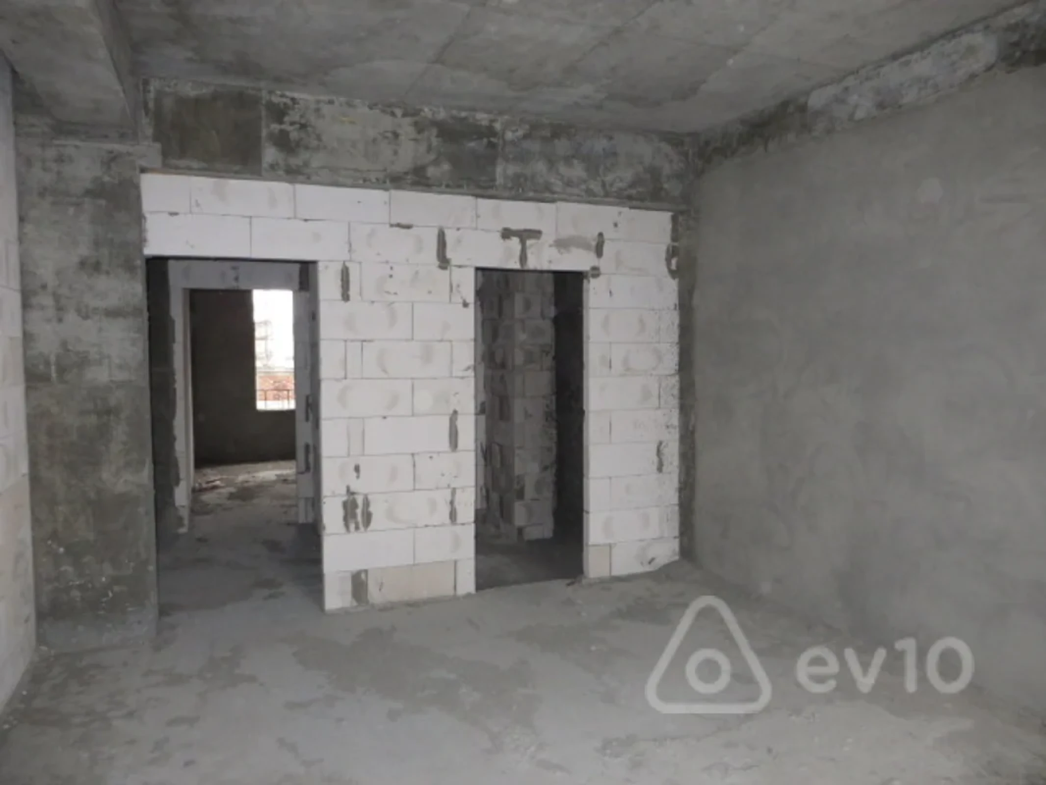 Satılır 5 otaqlı yeni tikili 255 m²