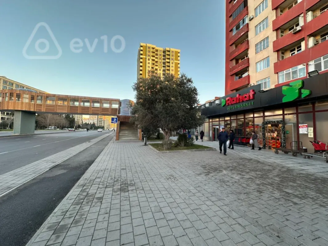 Satılır 1 otaqlı köhnə tikili 32 m²