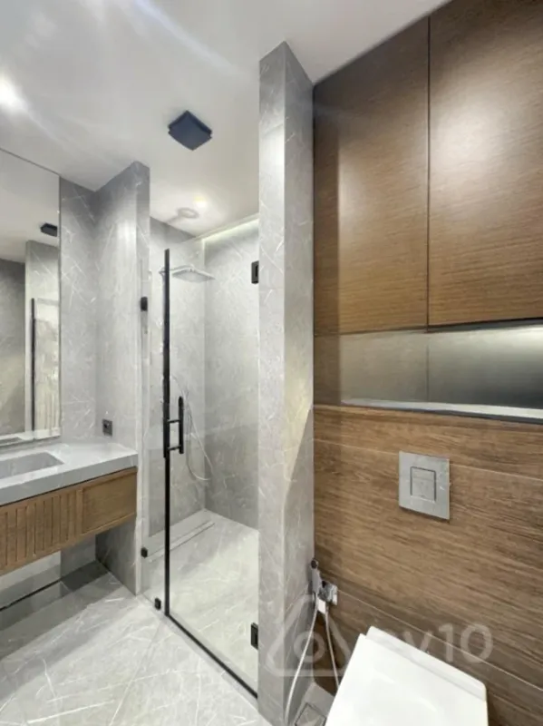 Kirayə verilir 3 otaqlı yeni tikili 140 m²