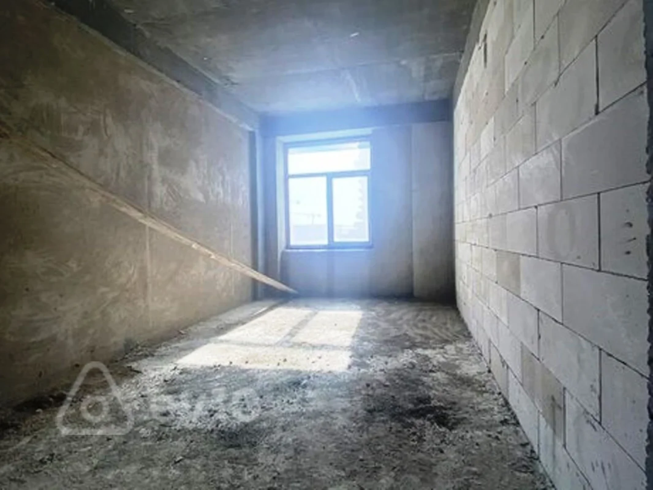 Satılır 4 otaqlı yeni tikili 210 m²