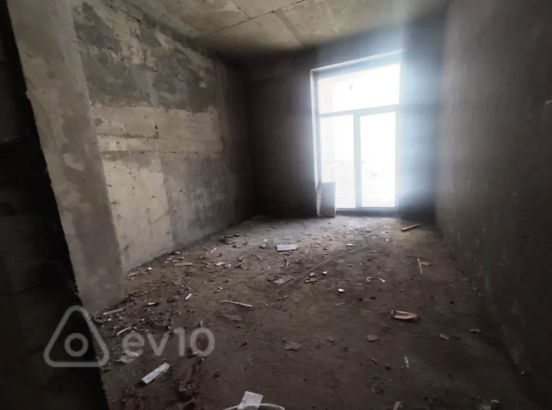 Satılır 4 otaqlı yeni tikili 210 m²