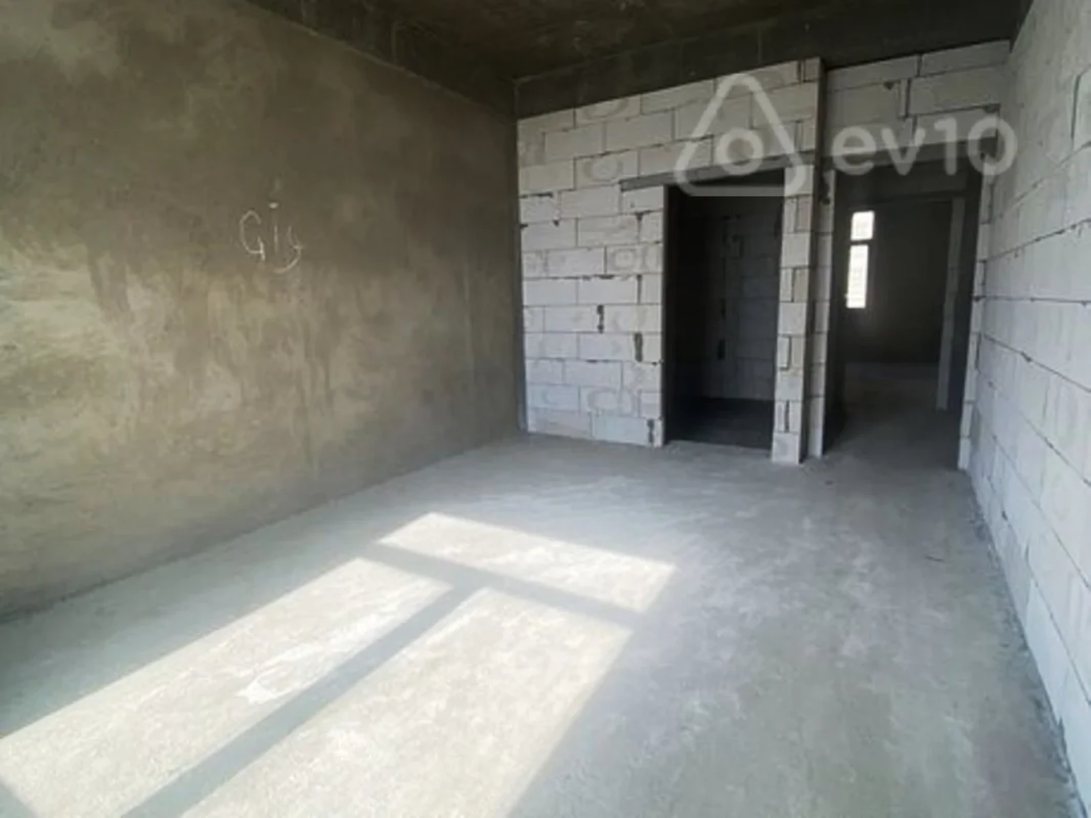 Satılır 4 otaqlı yeni tikili 210 m²